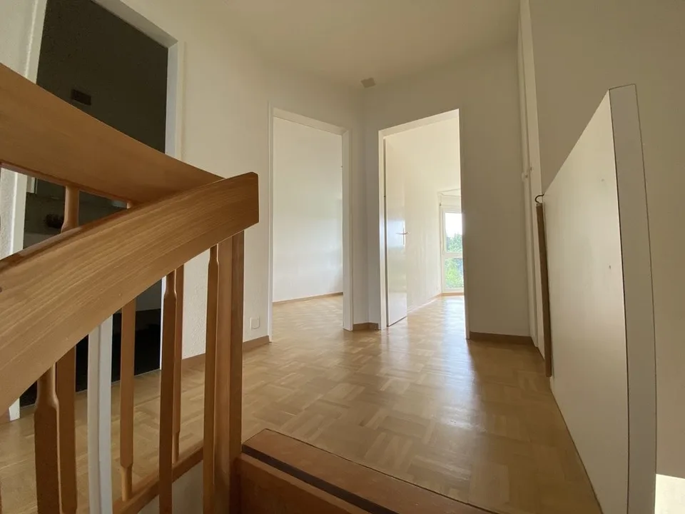 Maisonettewohnung in Brügg zu vermieten