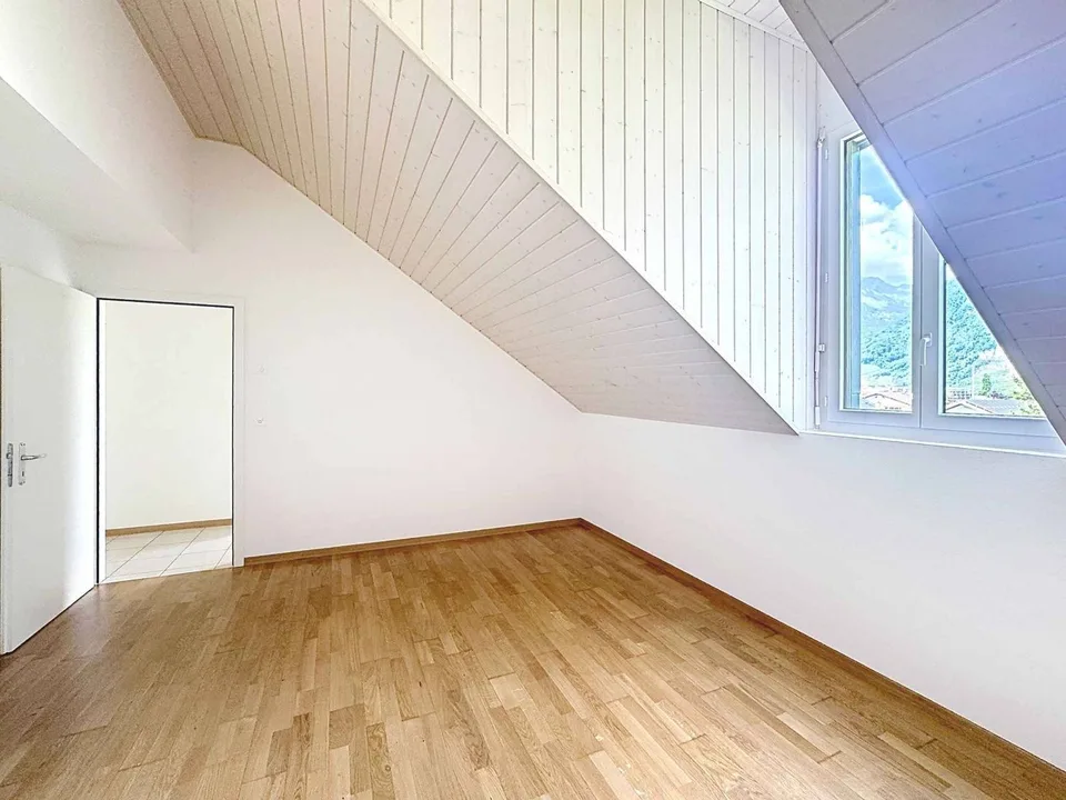 Großes 4.5-Zimmer-Apartment mit 137.7 m2, Galerie und überdachten Balkonen