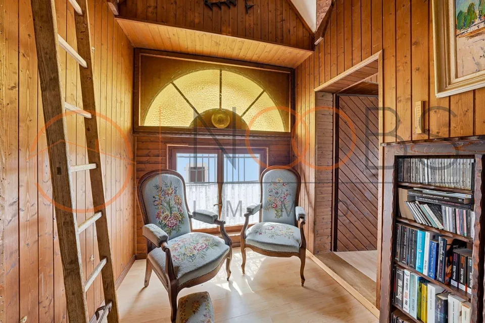 La Jonchère - Val-de-Ruz: individual villa with 5 rooms and garden
