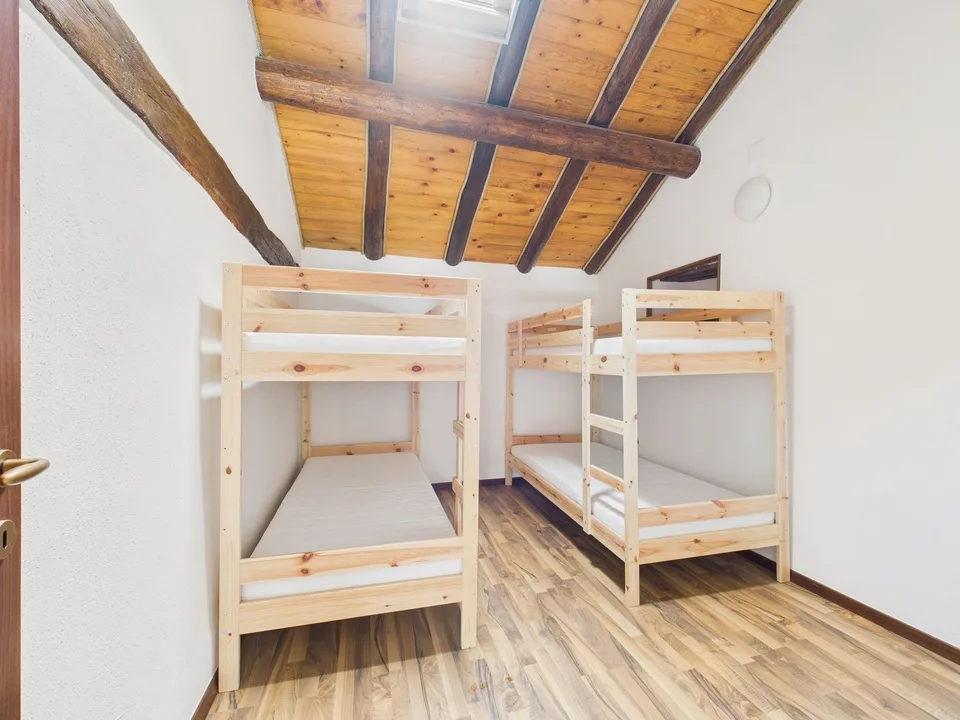Wohntraum in Breggia, TI: Modernes Einfamilienhaus mit 5 Zimmern!