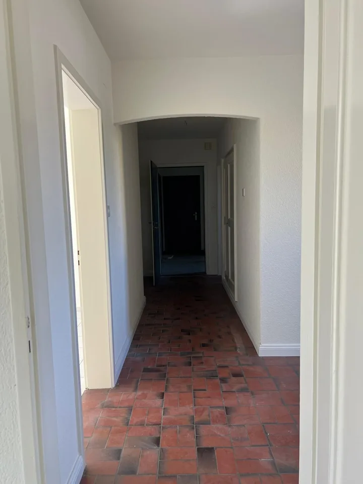 Bright 3.5-room apartment with balcony - new kitchen