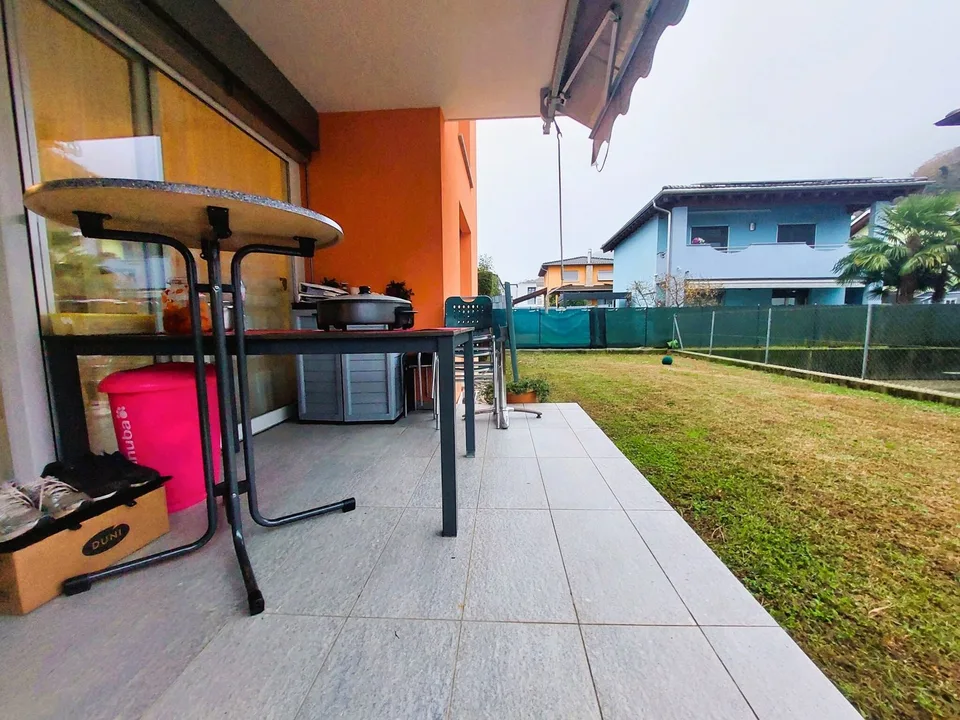 Helles Apartment mit privatem Garten