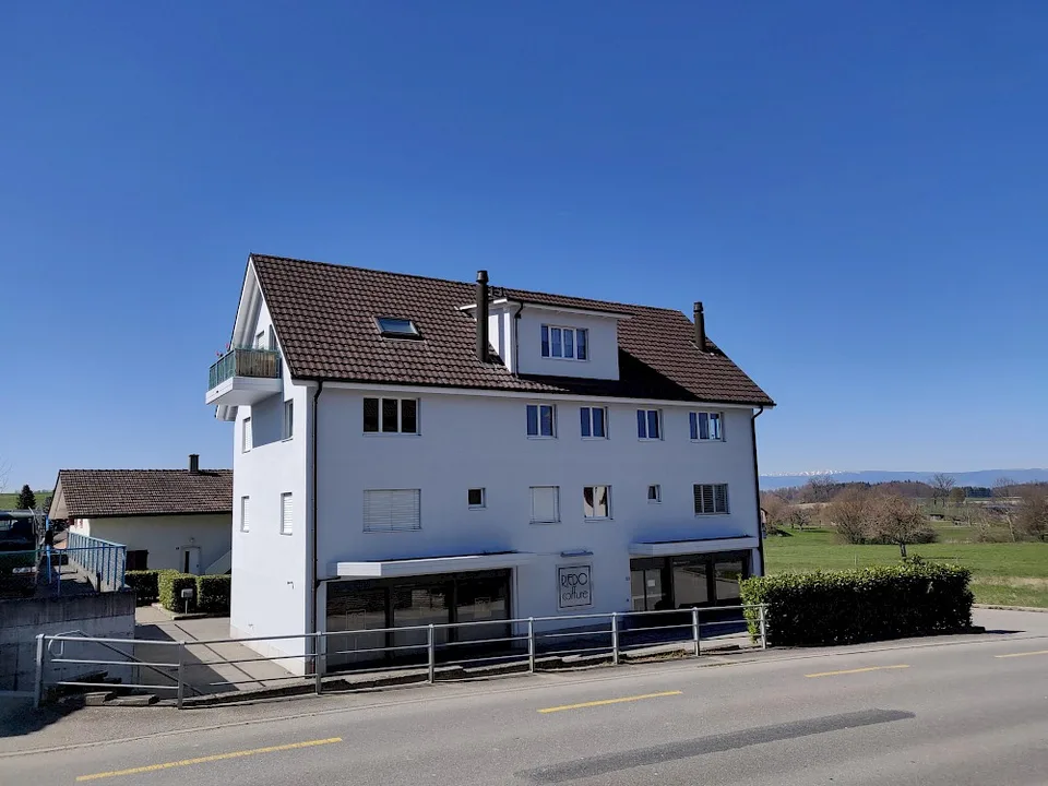 3,5-Zimmer-Wohnung im 1. Stock in Schmitten