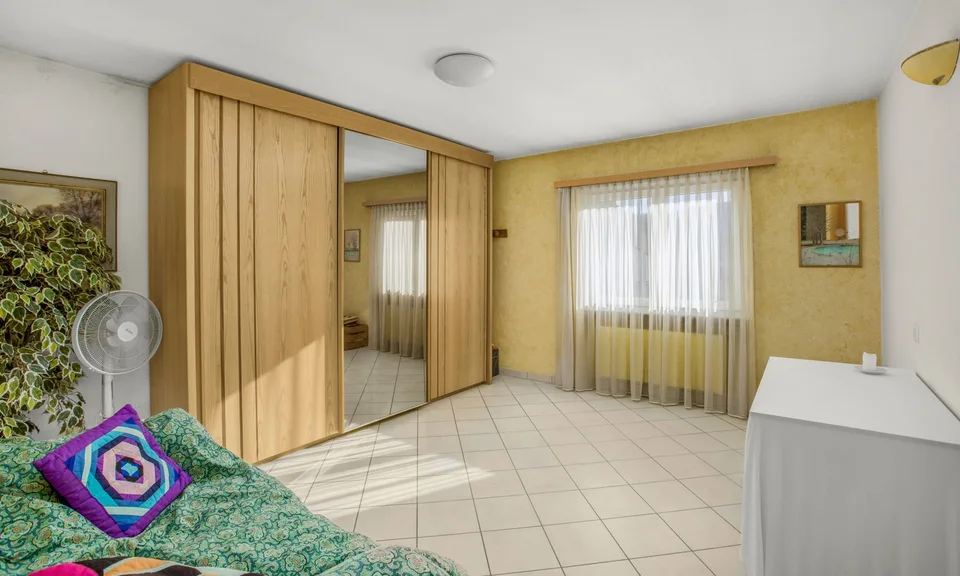 Exklusiv-Villa 6.5 in der Nähe des Sees mit Garten in Caslano
