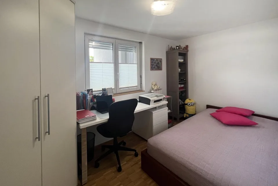 Einladendes Duplex mit 4,5 Zimmern und Außenbereich in Magliaso