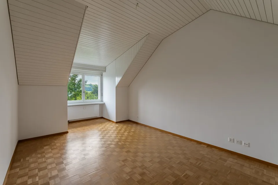 Grosszügige Maisonettewohnung in Sempach