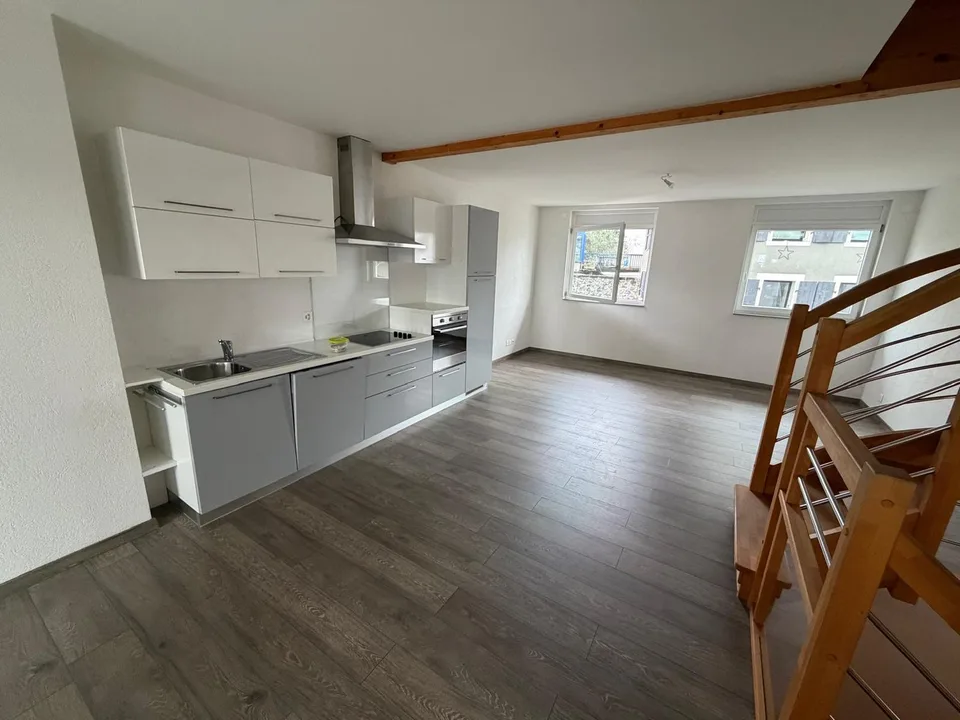 Schönes 4.5-Zimmer-Triplex in Perroy, mit Garage