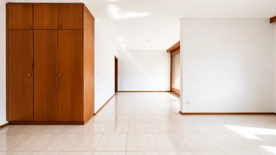 SEMENTINA - VERKAUFT: GROßZÜGIGES 4.5-ZIMMER-WOHNUNG IN PRIVILEGIERTER LAGE