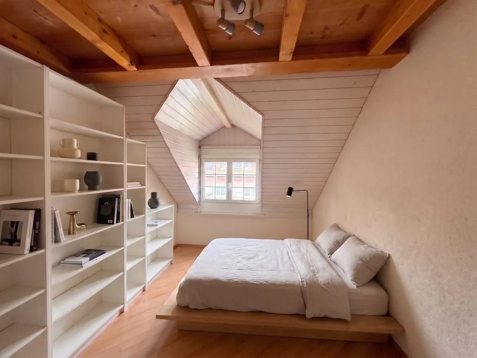 A bright duplex with surprising volumes, in La Rippe.