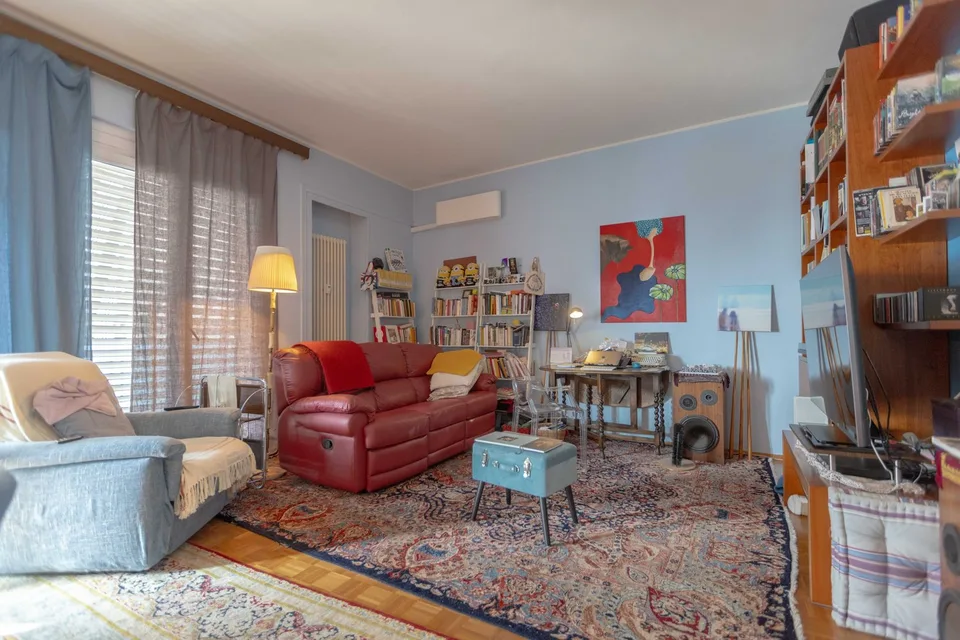 Wonderful Three-Room Apartment with Terrace and Lake View in Campione