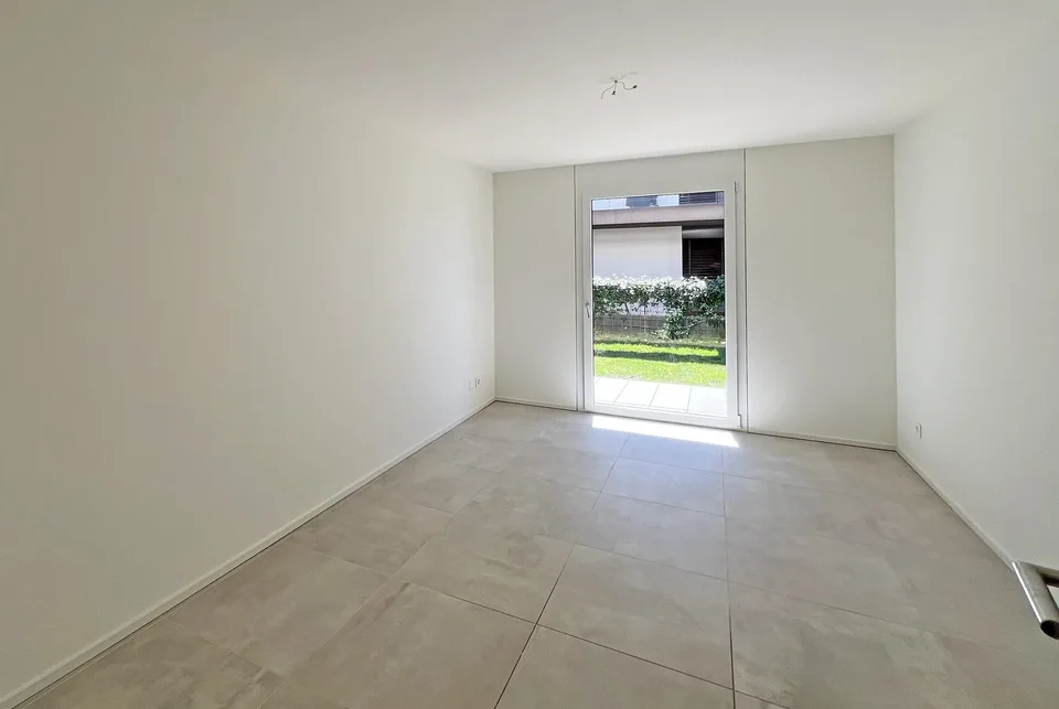 Moderne und geräumige 3.5-Zimmer-Wohnung mit eigenem Garten in Rovio