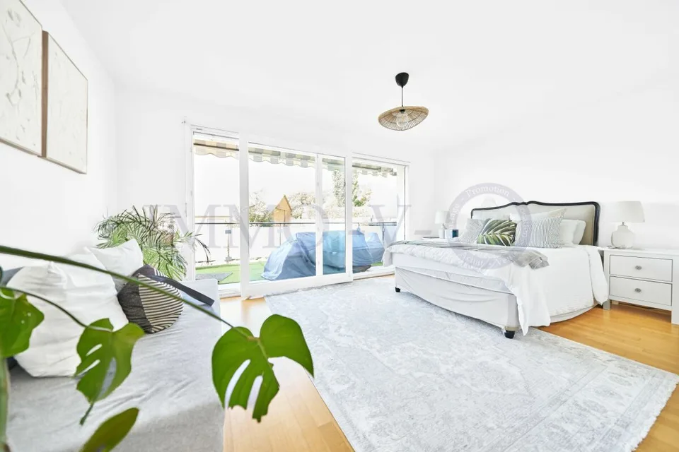 Spacious duplex with terrace and balcony