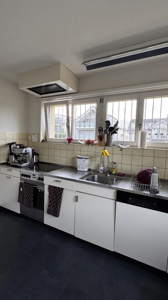 Idyllisches WG-Zimmer (ab 1.10./ nach Vereinbarung) in Haus mit Garten