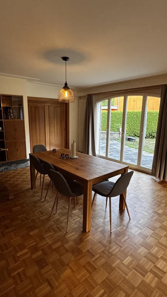 Idyllisches WG-Zimmer (ab 1.10./ nach Vereinbarung) in Haus mit Garten
