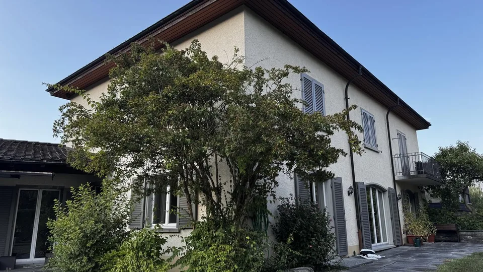 Idyllisches WG-Zimmer (ab 1.10./ nach Vereinbarung) in Haus mit Garten