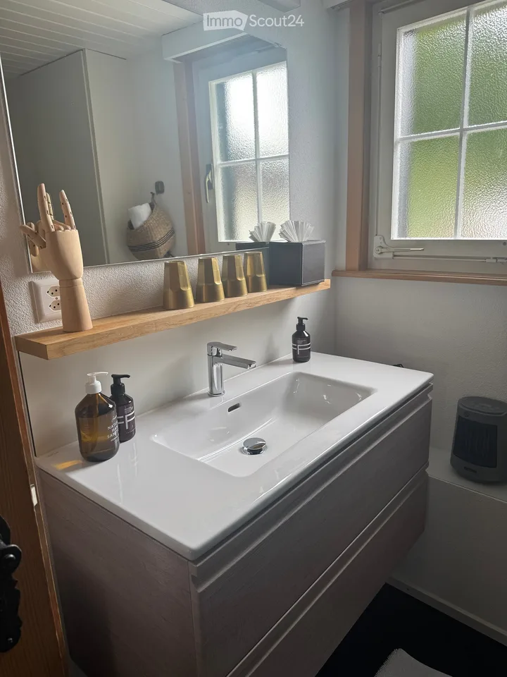 Charmante 4.5-Zimmer-Wohnung (Ferienwohnung oder Festwohnsitz)