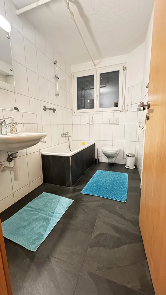 Helles WG Zimmer in Stein AG Nähe Lonza, Novartis, Syngenta, DSM, Bahnhof Stein-Säckingen