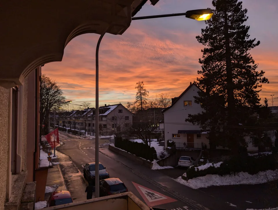 WG Zimmer in Rotmonten zuvermieten (5.5 Zimmer WG mit 2 Mitbewohner)