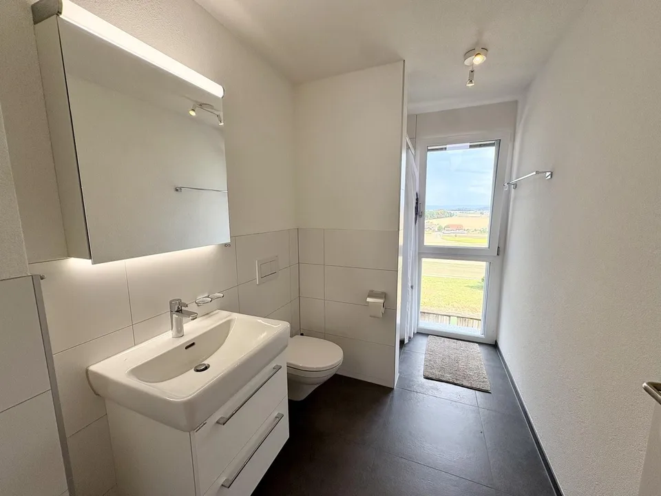 2 ½ Zimmer-Wohnung, 3184 Wünnewil