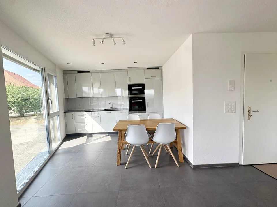 2 ½ Zimmer-Wohnung, 3184 Wünnewil