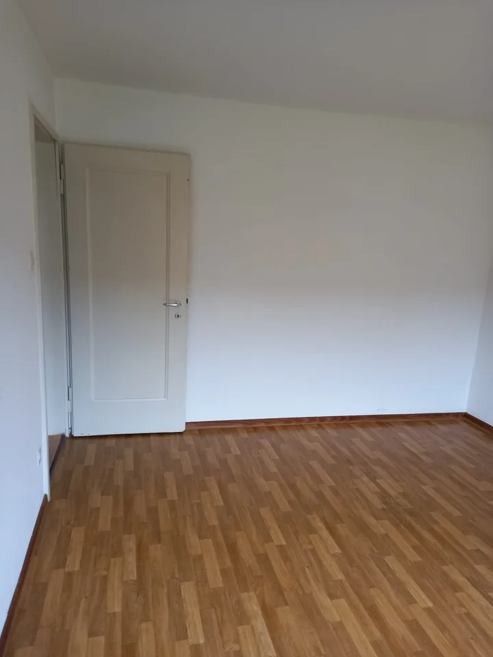 Helle 2-Zimmer-Wohnung mit Balkon in Zürich