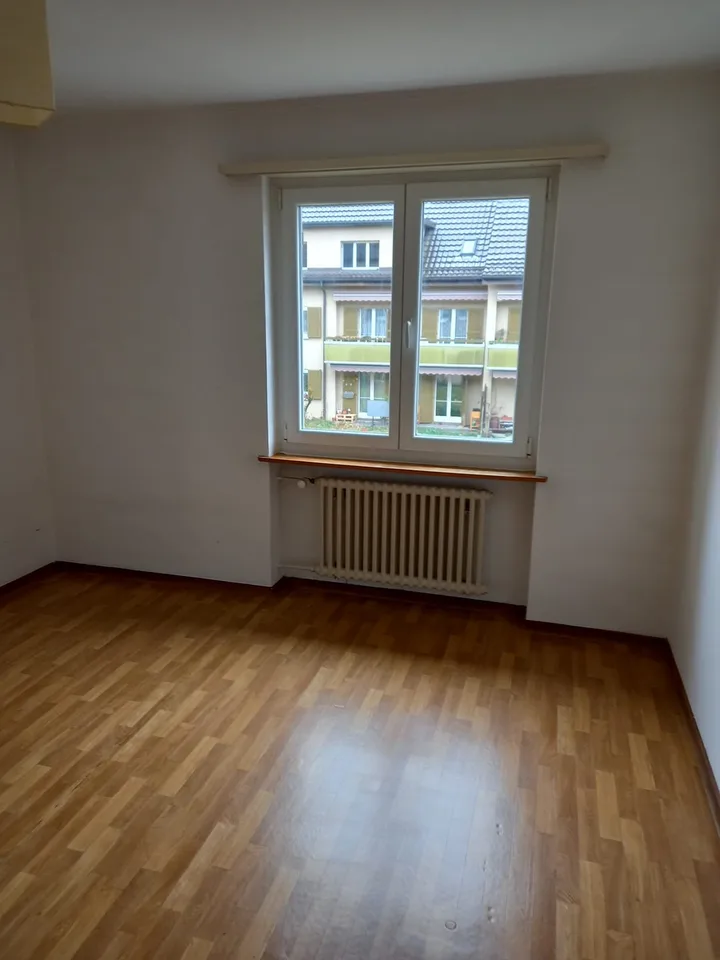 Helle 2-Zimmer-Wohnung mit Balkon in Zürich
