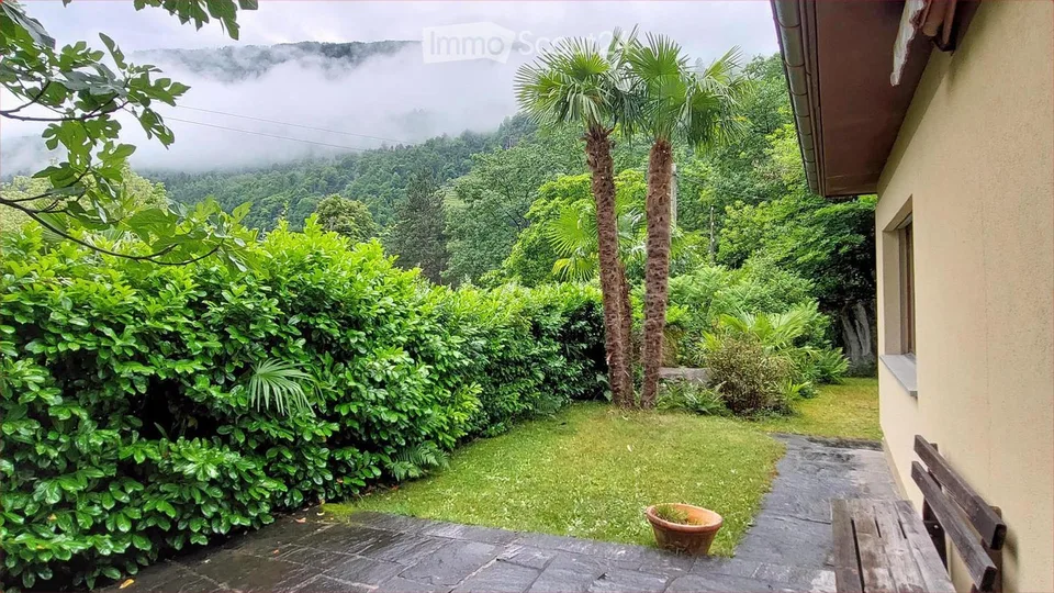 Ein Haus mit hoher Lebensqualität <>  Una casa con un'alta qualità di vita