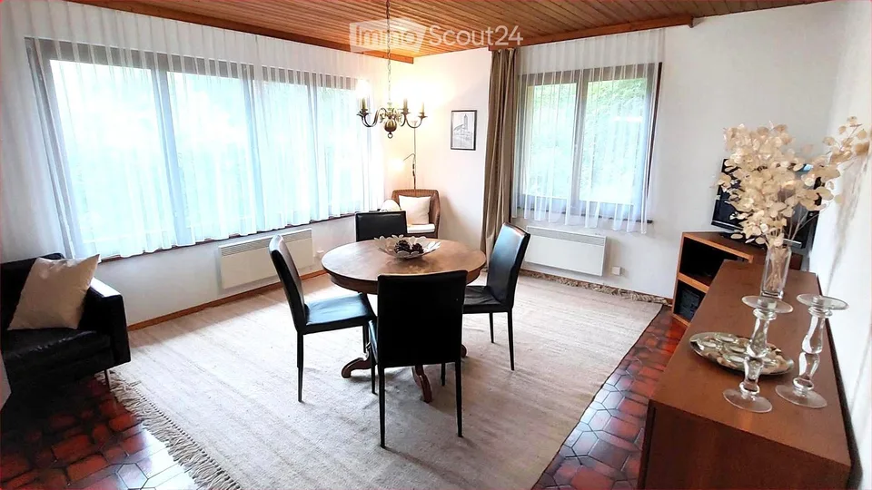 Ein Haus mit hoher Lebensqualität <>  Una casa con un'alta qualità di vita