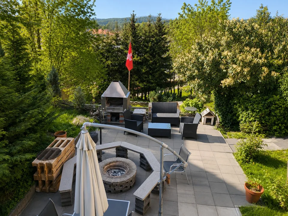 Modernes Zimmer in Klingnau  möbliert, hell & mit schöner Garten-Terrassennutzung