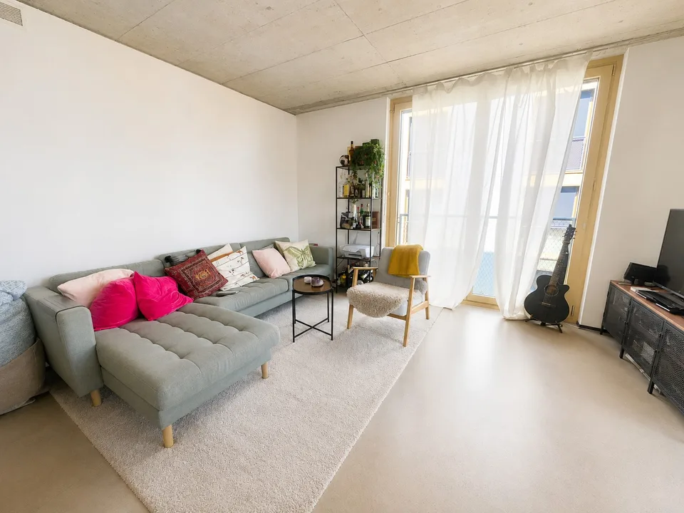 Mitbewohnerin gesucht – Helle 4.5-Zimmer-Wohnung in Bülach per Nov/Dez 26’