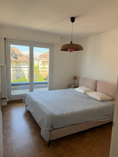 Übernahme des Mietvertrags Magnifique 2-Zimmer-Wohnung mit großer Terrasse, Seeblick & Alpenblick
