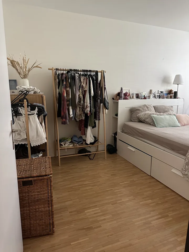 Möbilierter WG-Zimmer zur Untermiete