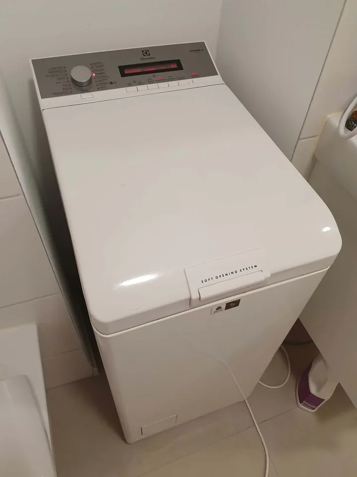 Übernahme des Mietvertrags: Studio ~36m² voll ausgestattet in der Nähe von Bellevaux (Lausanne)