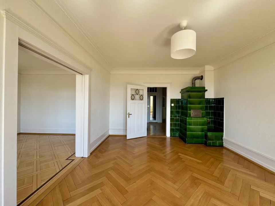 Helles 22 m²-Zimmer in schöner Altbau-WG, Kreis 6, nähe ETH
