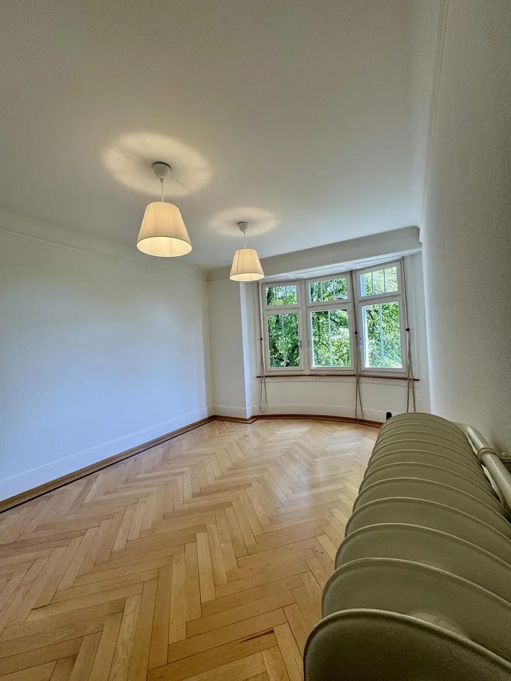 Helles 22 m²-Zimmer in schöner Altbau-WG, Kreis 6, nähe ETH