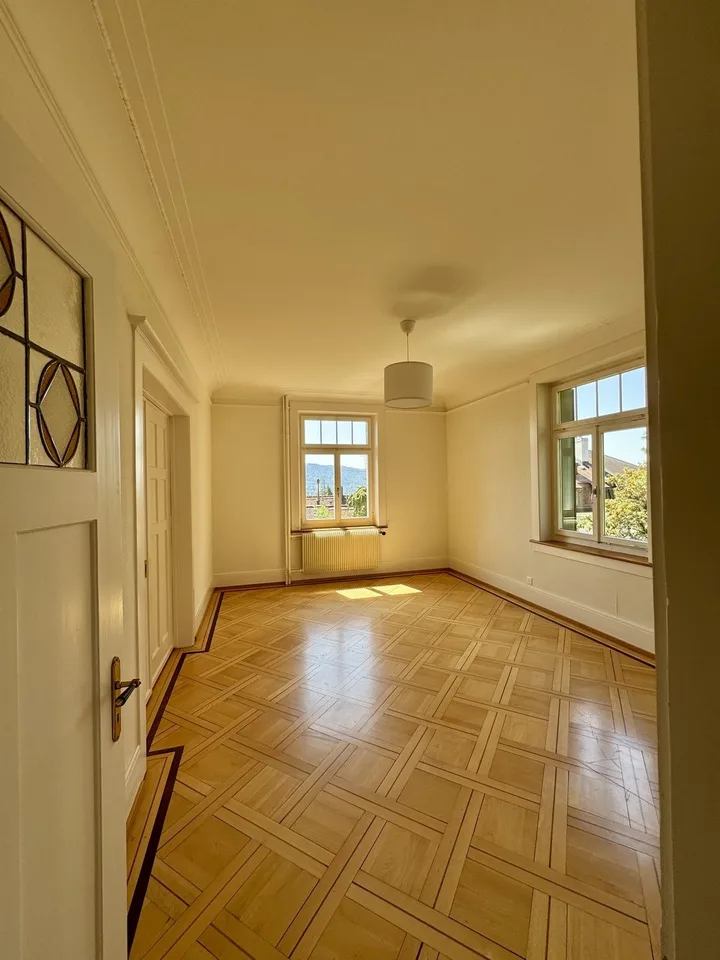 Helles 22 m²-Zimmer in schöner Altbau-WG, Kreis 6, nähe ETH