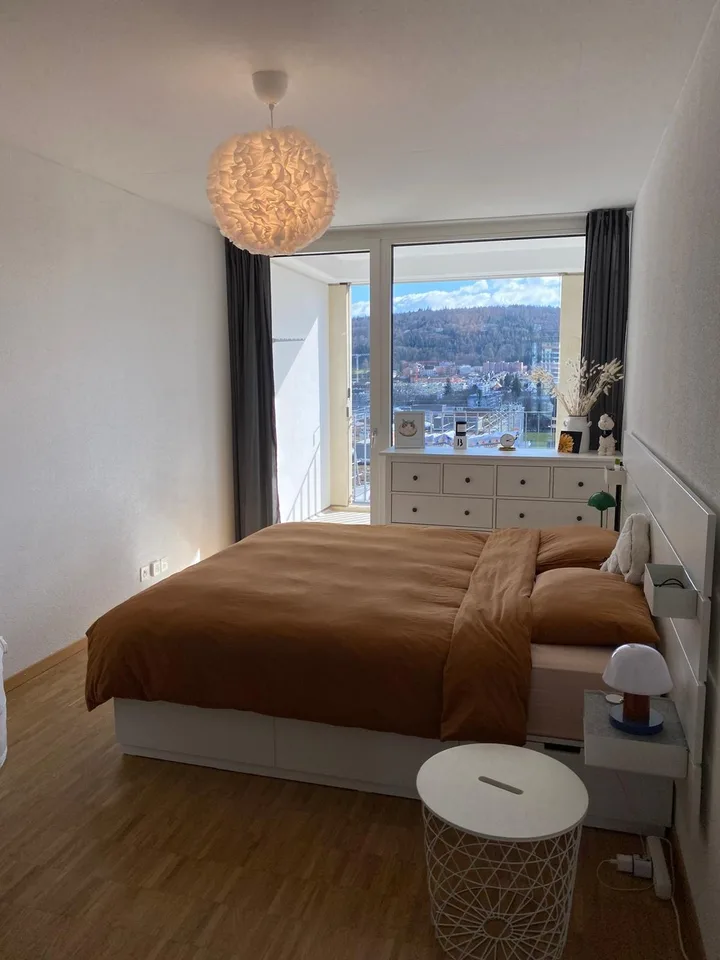 Large 3.5-room apartment with balcony and winter garden in Zürich-Oerlikon for rent