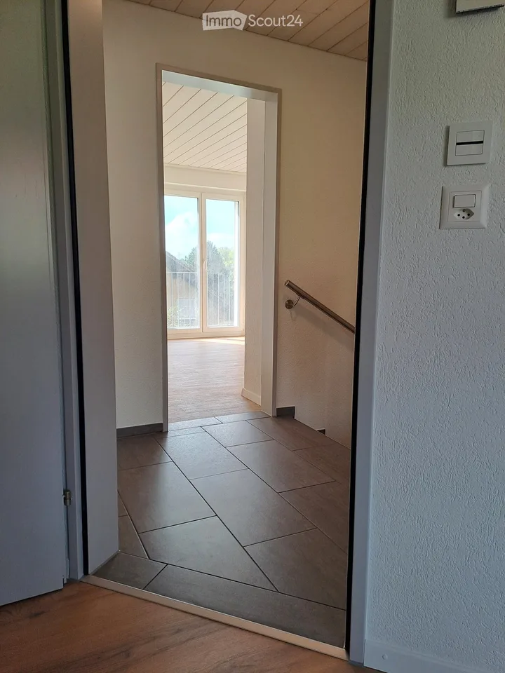 Renoviertes Doppeleinfamilienhaus an attraktiver Lage