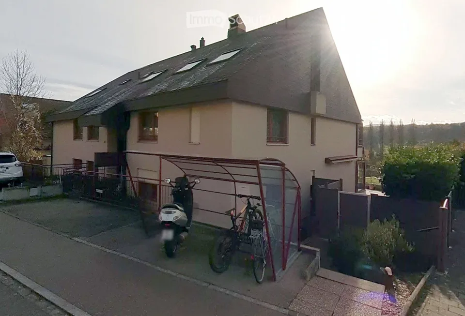 Grosszügige Wohnung mit Wintergarten, Cheminee und traumhafter Aussicht