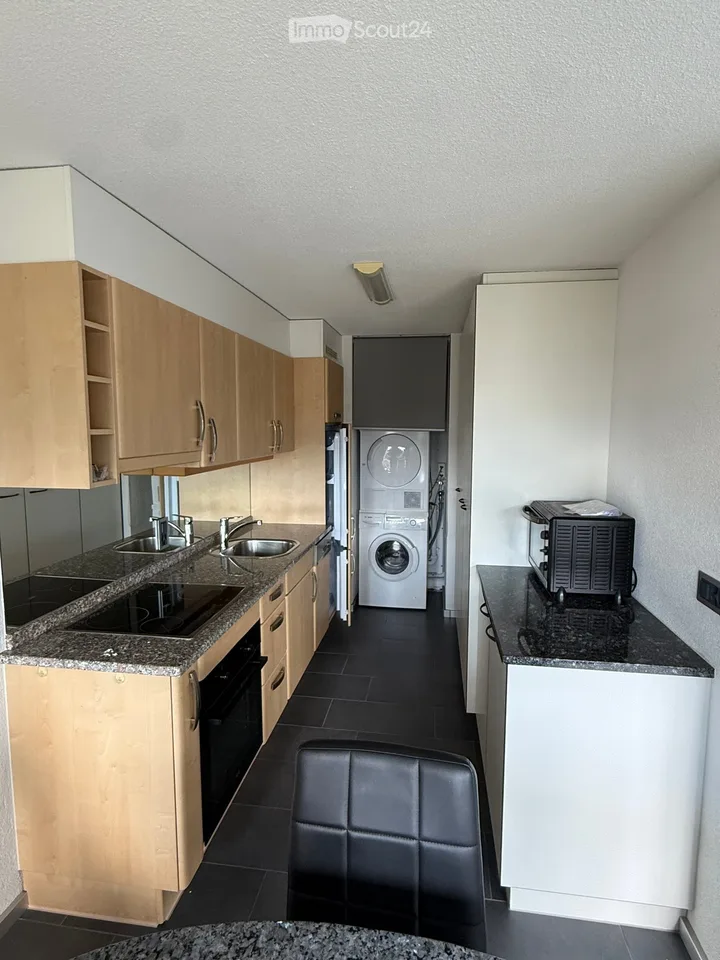 Appartement 3.5 pièces bien entretenu avec balcon à Steffisburg