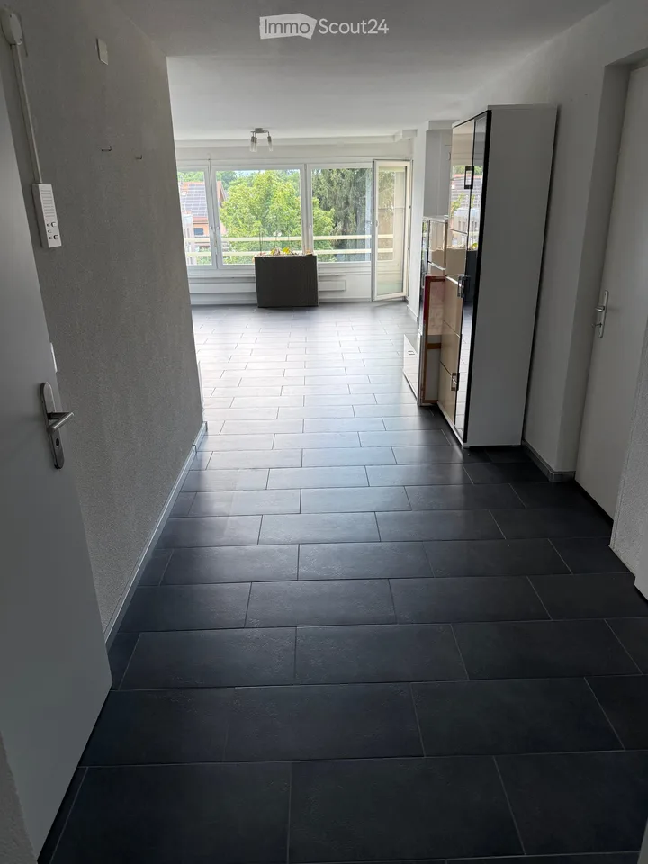 Appartement 3.5 pièces bien entretenu avec balcon à Steffisburg