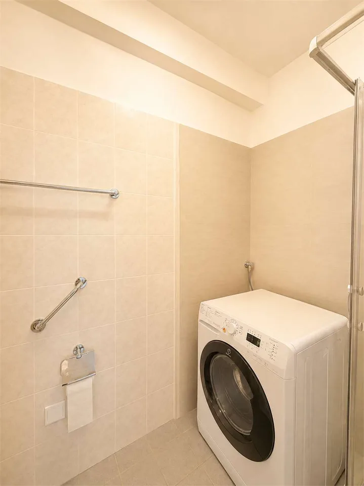 Wohnung mit 2,5 Zimmern im Grünen in Lugano Breganzona