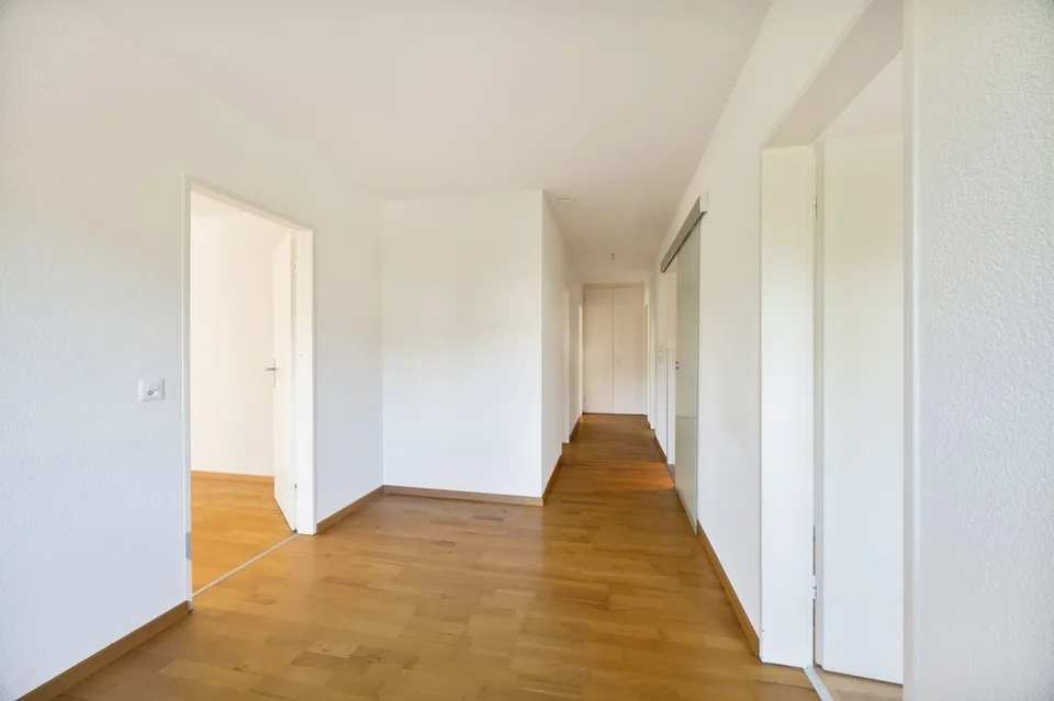 Spacious 5.5-room apartment in a family-friendly location