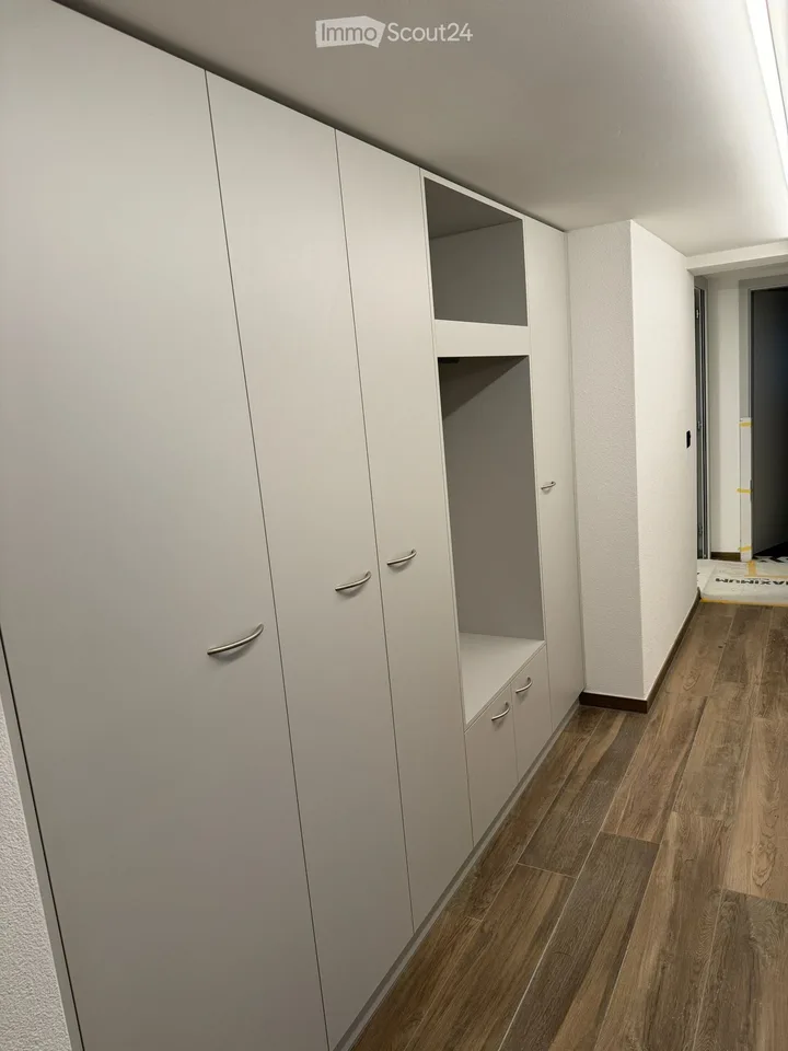 Moderne 5.5-Zimmer-Neubauwohnung mit Balkon und schöner Aussicht in Auswil