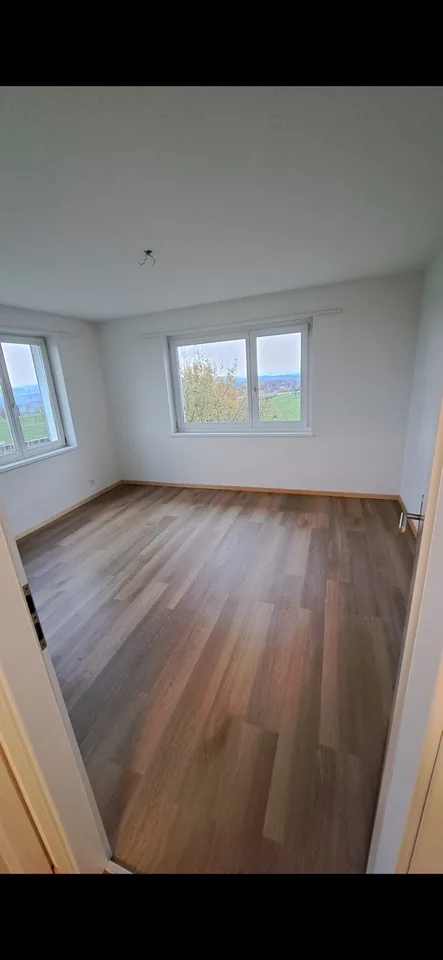 Moderne 4.5 Zimmer Wohnung mit 2 Balkonen und See&Bergblick – Foto 16 von 23