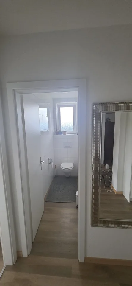 Moderne 4.5 Zimmer Wohnung mit 2 Balkonen und See&Bergblick – Foto 23 von 23