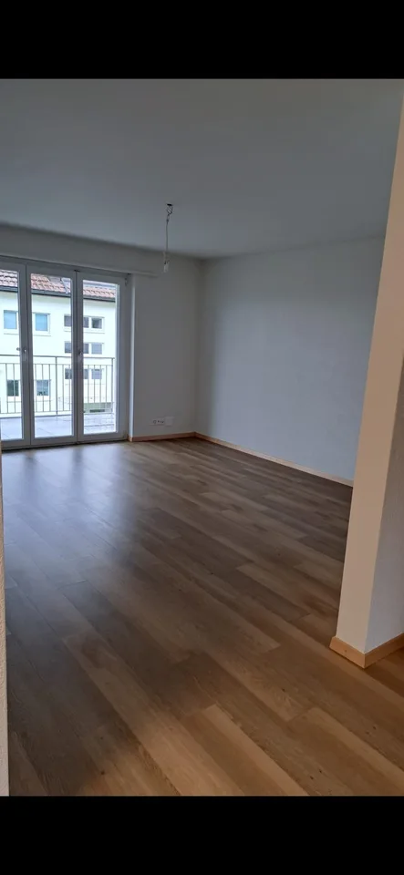 Moderne 4.5 Zimmer Wohnung mit 2 Balkonen und See&Bergblick – Foto 14 von 23