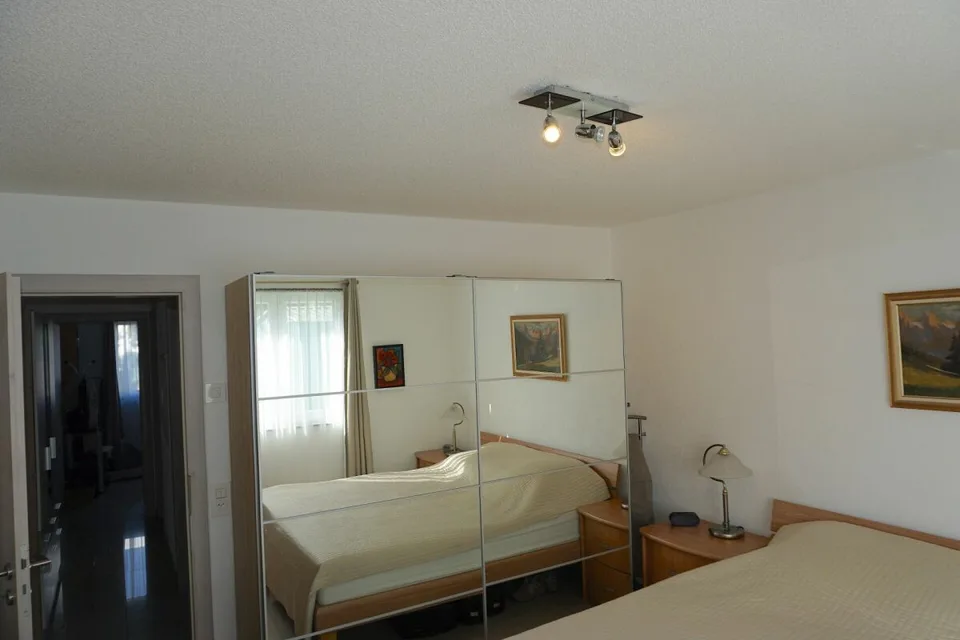 ARI-262 - Magnificent ground floor with 5.5 rooms in a two-unit house