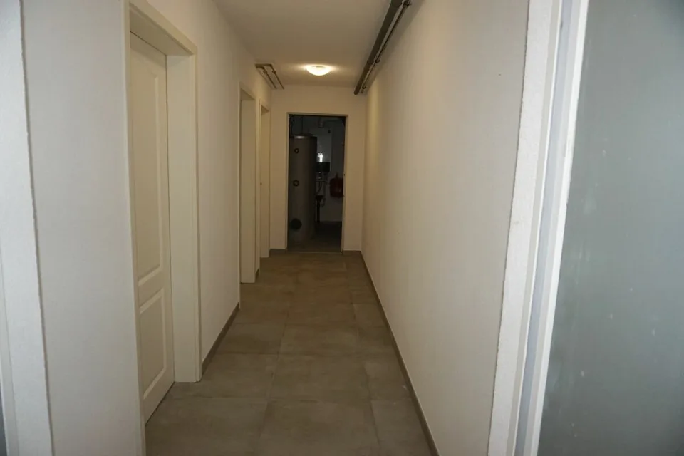 ARI-262 - Magnificent ground floor with 5.5 rooms in a two-unit house