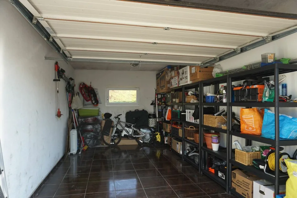 ARI-262 - Magnificent ground floor with 5.5 rooms in a two-unit house